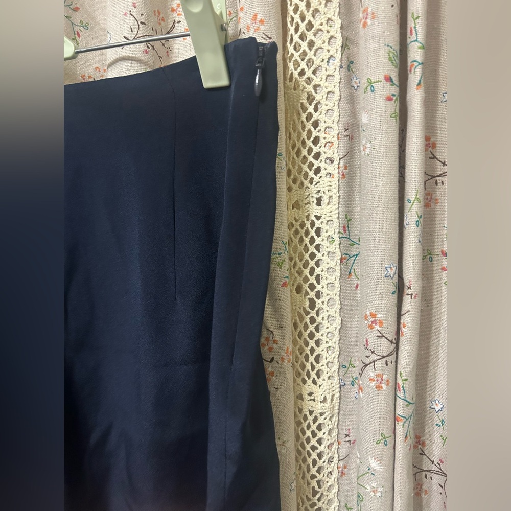 Lilysilk Midnight Blue High Waisted 100% Mulberry Silk Shorts Size 4 - Picture 6 of 7